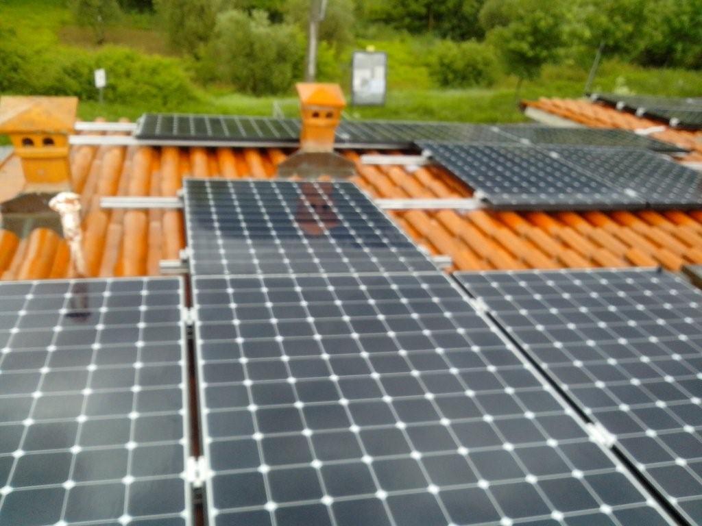 Nuovo impianto Impianti Solari Fotovoltaici 2016. Cogli le opportunità e la convenienza SunPower della Lightland a Pontassieve, Firenze, 