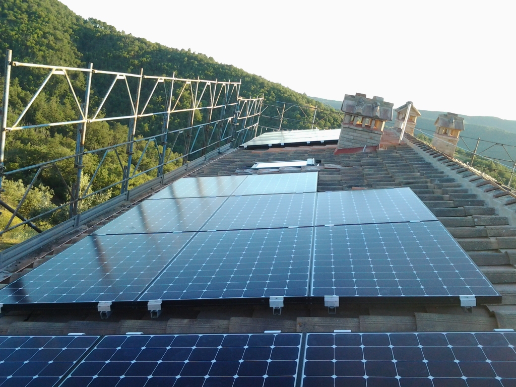 Impianto Impianti Solari Fotovoltaici 2016. Cogli le opportunità e la convenienza Lightland SunPower E20 Bucine Arezzo 