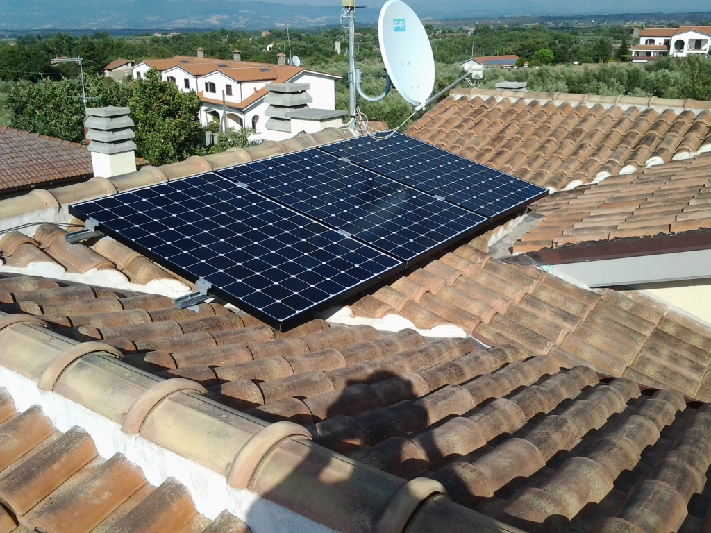 Impianto Impianti Solari Fotovoltaici 2016. Cogli le opportunità e la convenienza Lightland SunPower X21 Vitorchiano Viterbo Lazio 2